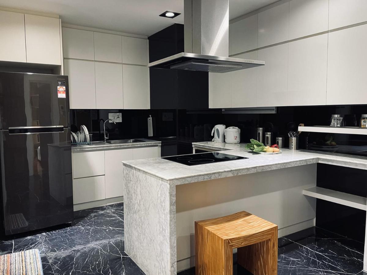 B.Suites 21 Kota Kinabalu Zewnętrze zdjęcie