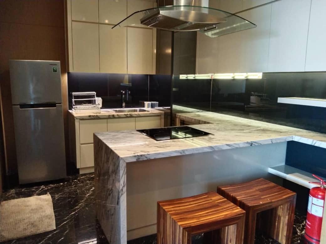 B.Suites 21 Kota Kinabalu Zewnętrze zdjęcie