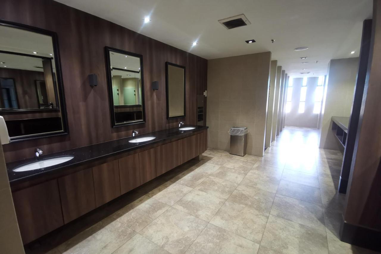 B.Suites 21 Kota Kinabalu Zewnętrze zdjęcie